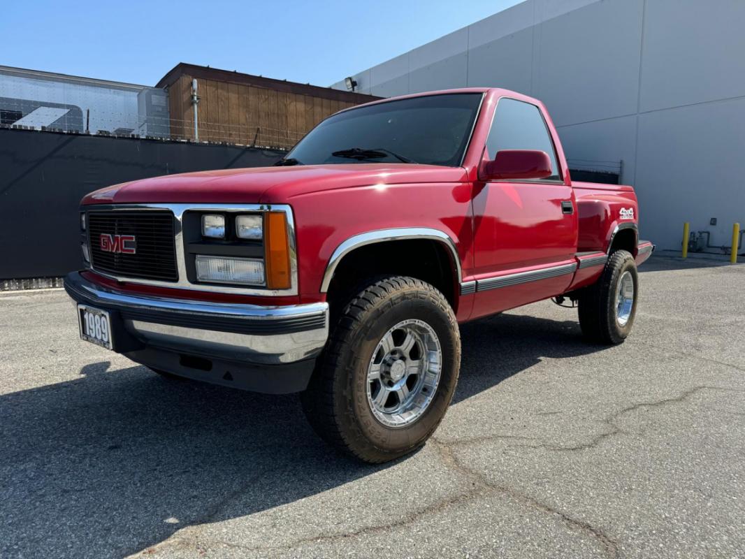 GMC Sierra - 4x4 350CI V8 ROUGE 1989