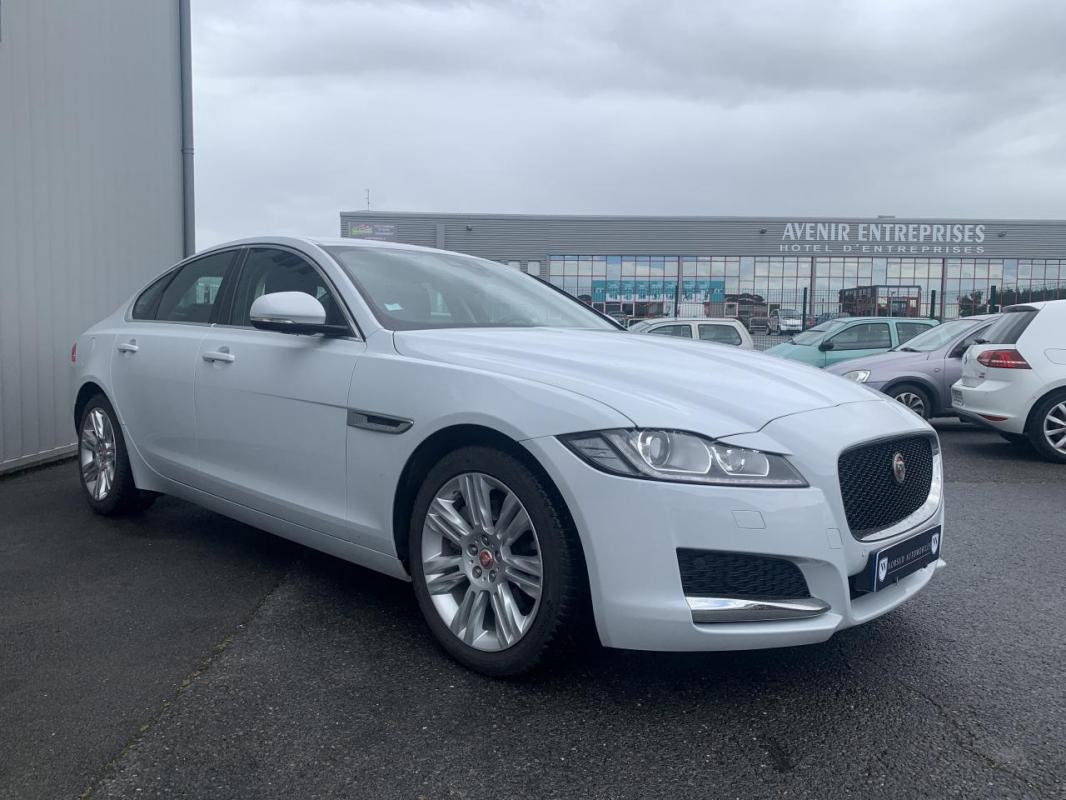Jaguar XF - 2.0 D BVA 180 CH PORTFOLIO - GARANTIE 6 MOIS
