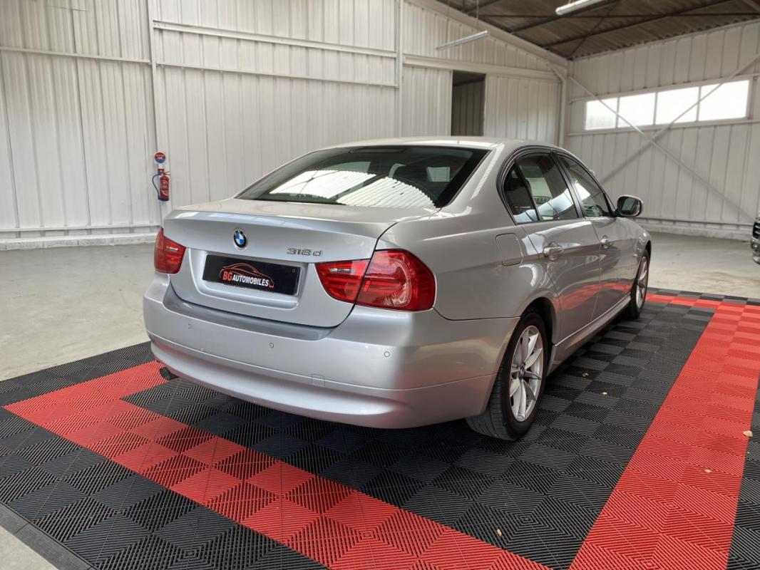 BMW Série 3 - E90 LCi 318d 143 CH PACK LUXE - GARANTIE 6 MOIS
