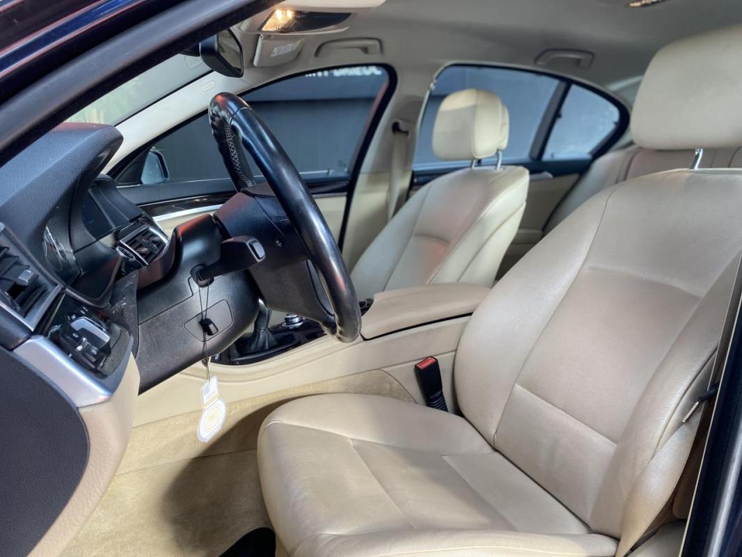 BMW Série 5 - F10 523i 204 CH LUXE - GARANTIE 6 MOIS