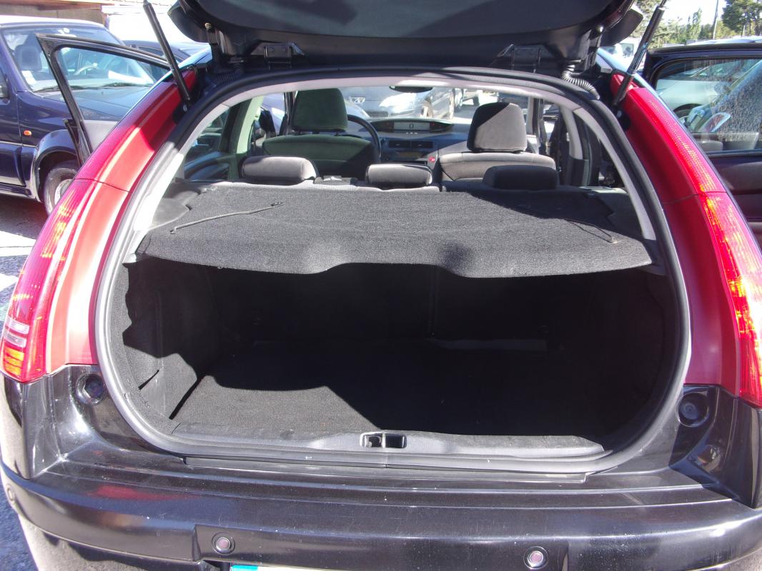 Citroën C4 - 1.6 16V 110 AMBIANCE VELOURS