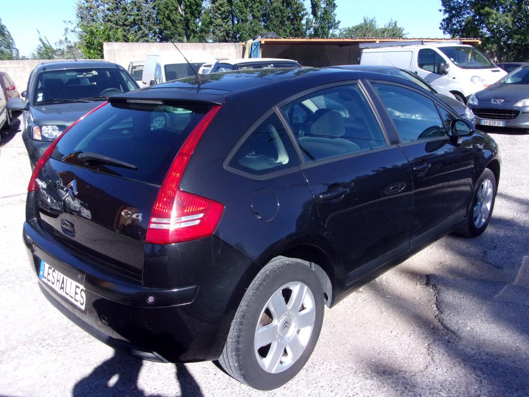 Citroën C4 - 1,6 16v 110cv AMBIANCE VELOURS